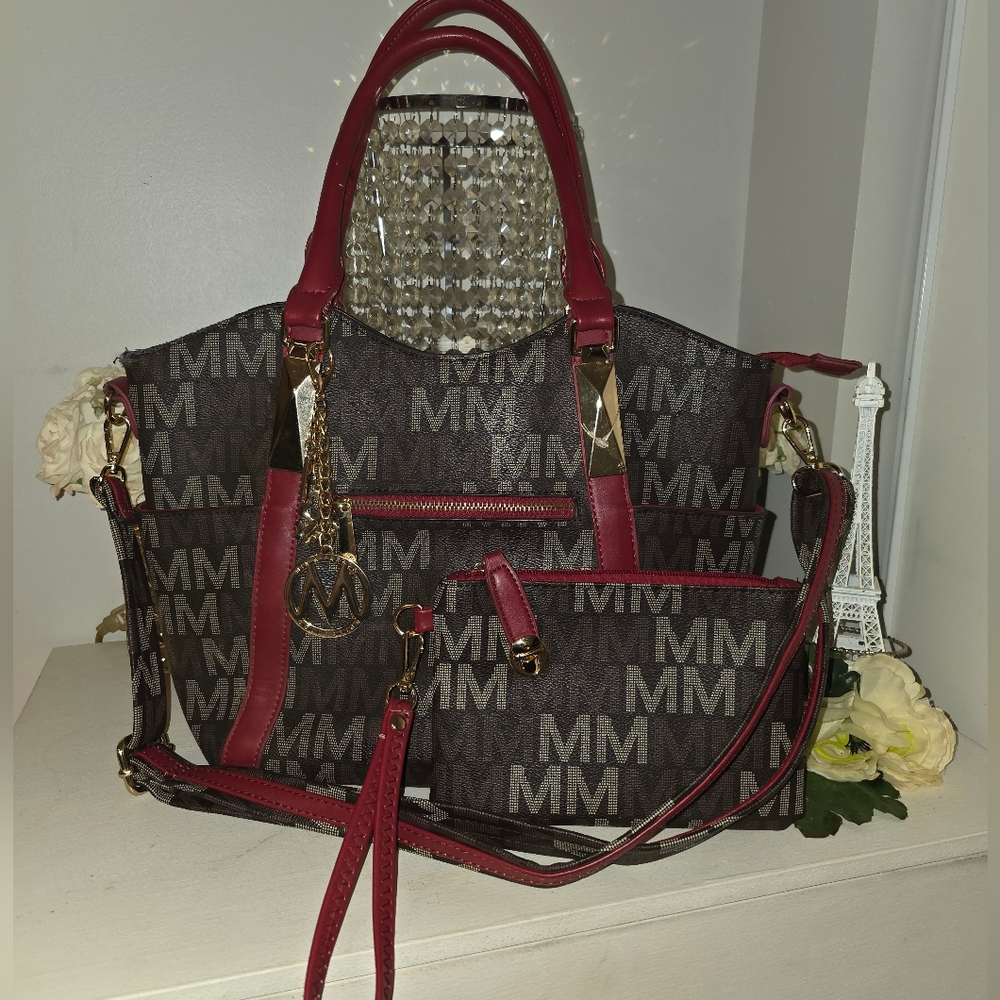 Elegant Monogram Shoulder Bag in Brown and Red